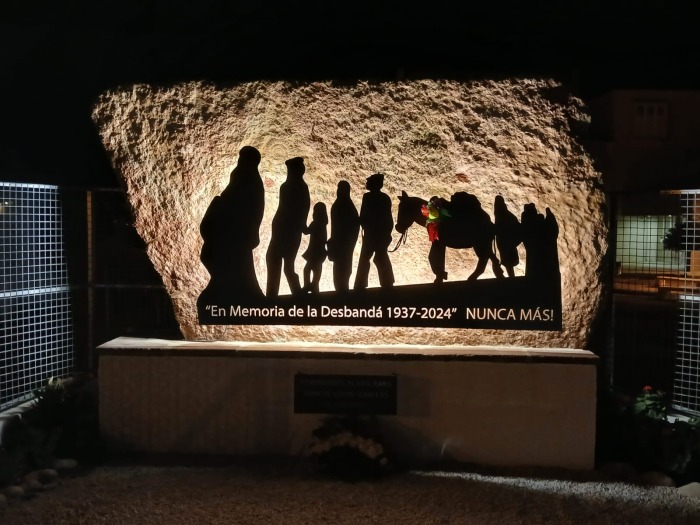 monumento-alora-noche-1.jpg